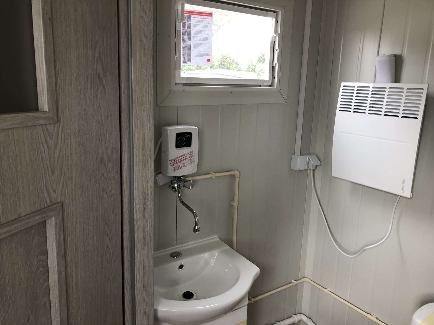 Container ufficio 4×2,20 metri con servizi igienici - immagine 15