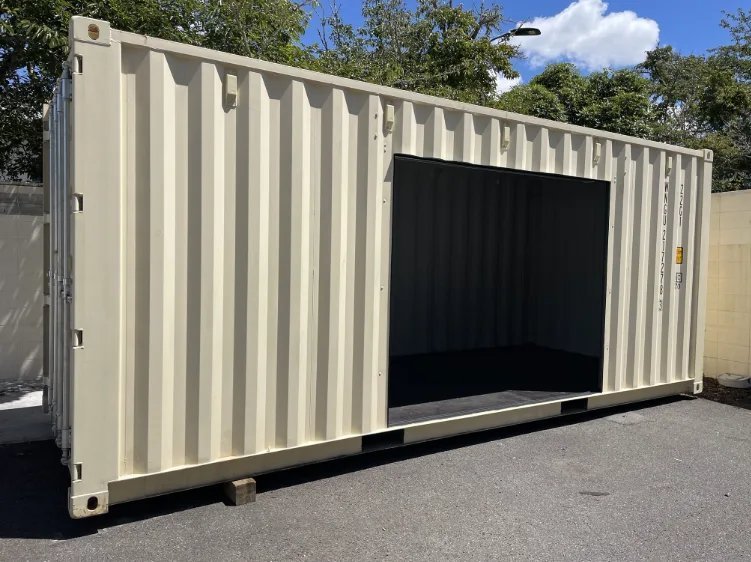 Container marittimo da 20 piedi, viaggio unico, con porta avvolgibile. - immagine 3