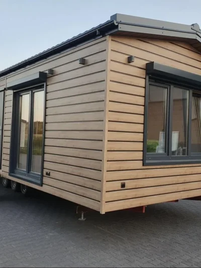 Casa mobile moderna – Dimensioni 10,5 x 3,8 m