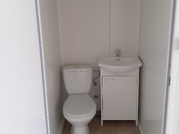 Ufficio Container di 18 m² con Servizi Igienici - Image 3