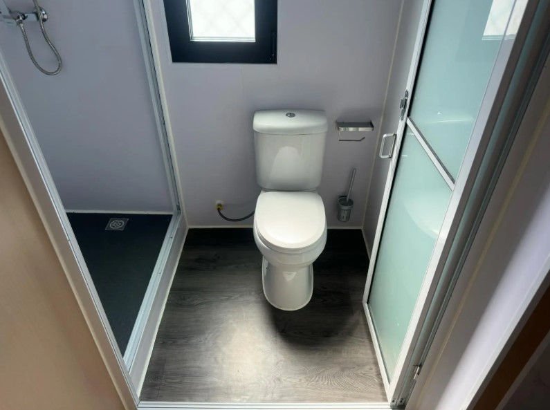 Casa container da 40 piedi HQ / 12 m – Alloggi moderni e funzionali - Image 7